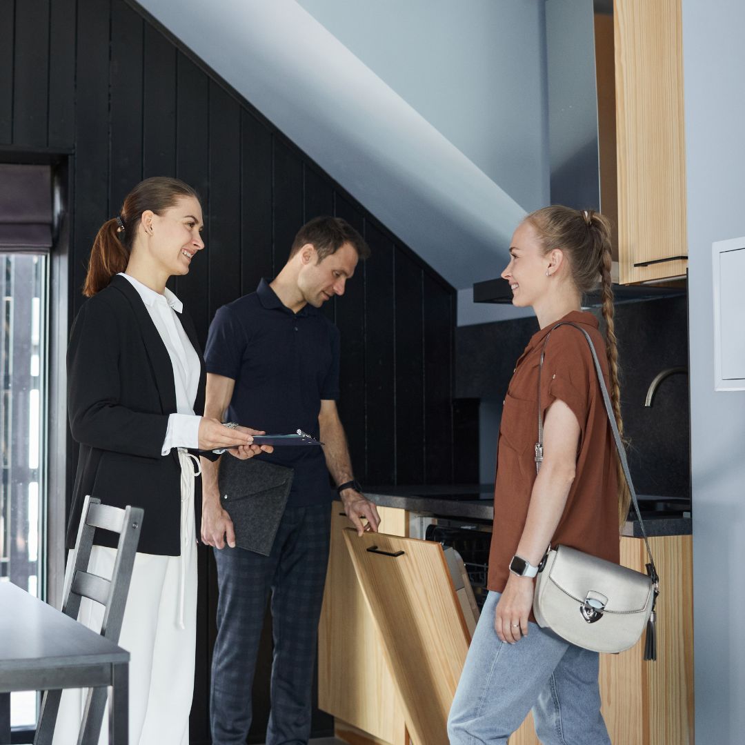 tenets inspecting an apartment with an agent