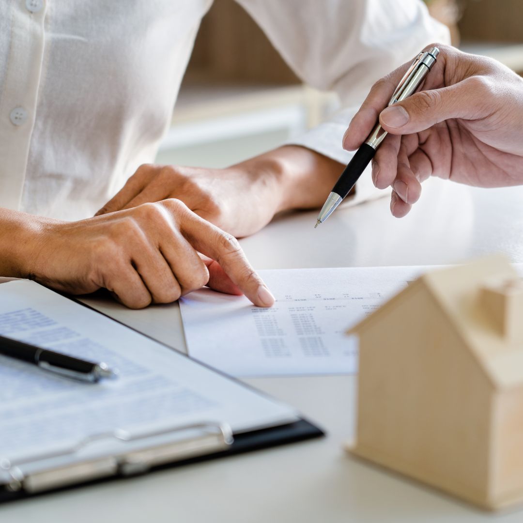 Signing apartment lease