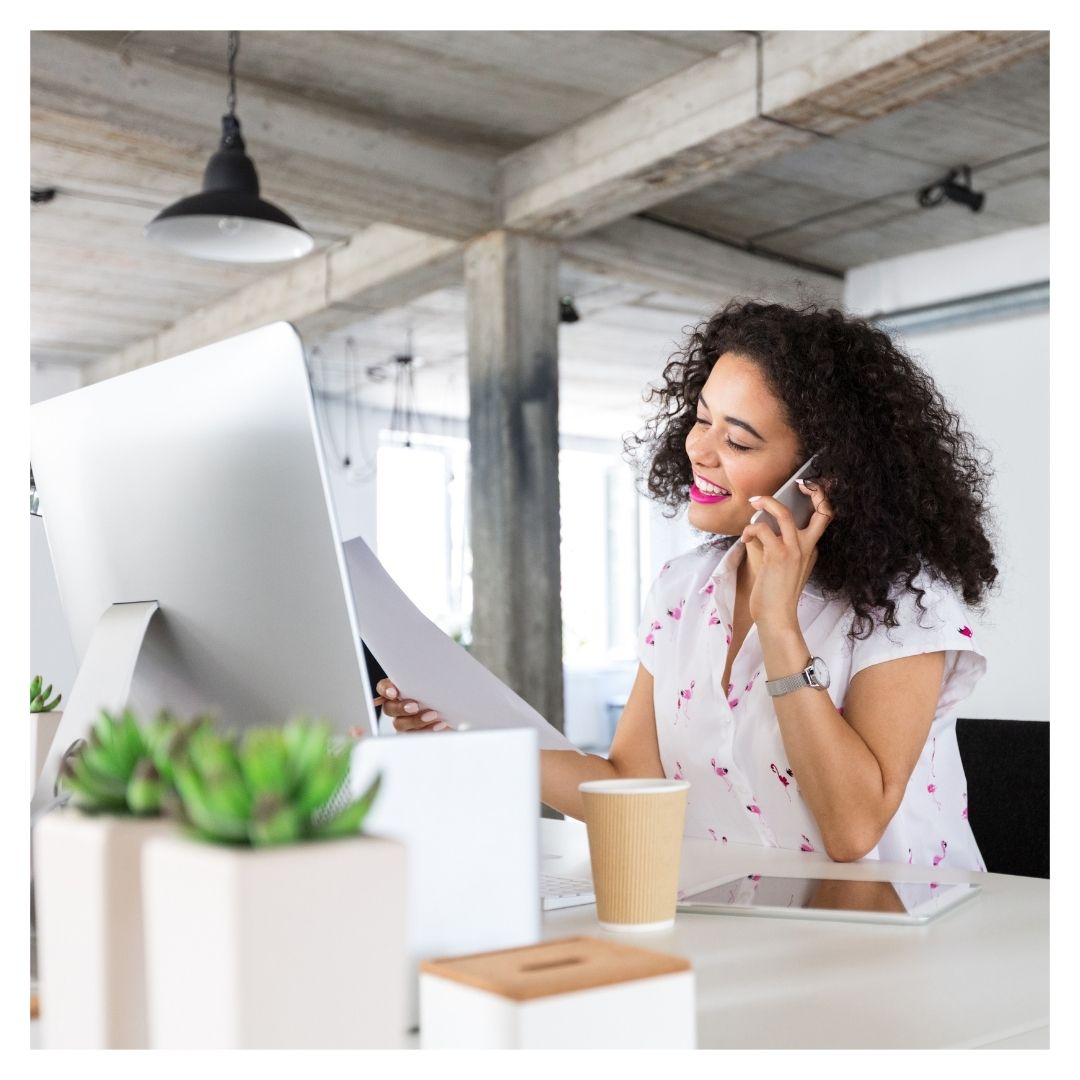 apartment finder consulting on phone